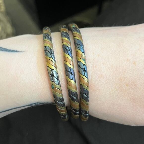 Vintage Set of 3 Metal Tribal Bracelets Copper Brass Black Adjustable B2 - Picture 4 of 7